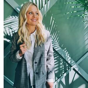 Candace Cameron Bure Plaid Boyfriend Blazer Size M